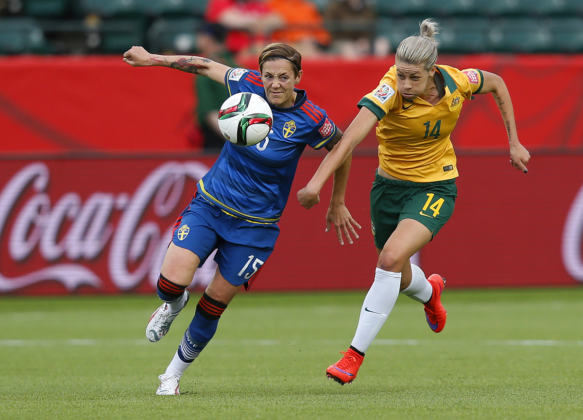 法国与匈牙利交手,赛场激战波澜万丈 法国与匈牙利交手,赛场激战波澜万丈