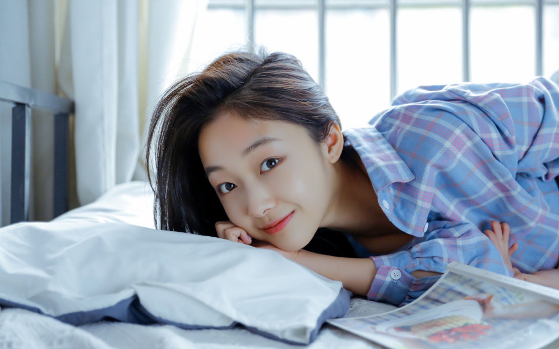 绿茵拿破仑，坎特跨界接管世界排名战，巴萨元素点亮非洲之夜